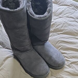 UGG Gray Ladies Winter Boots